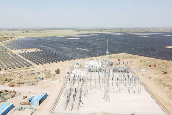 Alpex Solar uruchamia fabrykę ogniw TOPCon o mocach 2,2 GW w Indiach