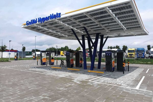 Deutschlandnetz: setny park ładowania przy autostradzie już działa