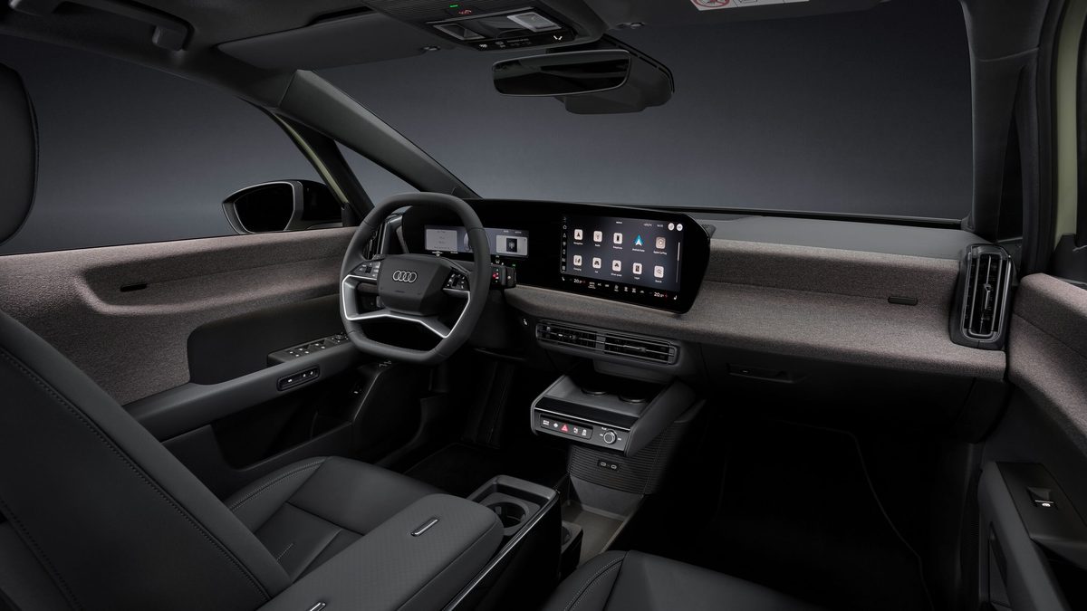 evk-d6c69e24a3fcb0cfbb4588d6-interior Audi A2 e-tron: powrót kultowego modelu. Najbardziej oszczędne Audi w historii