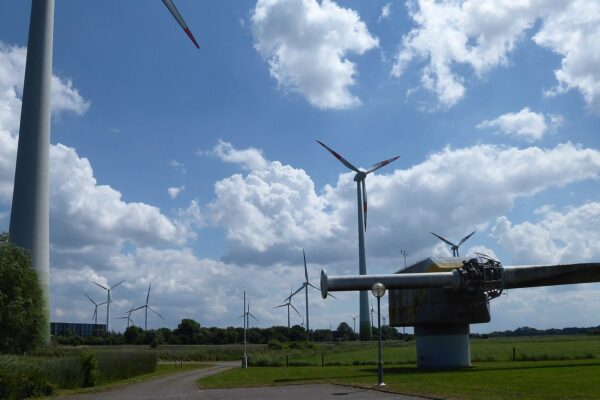Niemcy: aukcja wiatrowa na lądzie znów nadsubskrybowana, ceny spadły do 4,79 ct/kWh