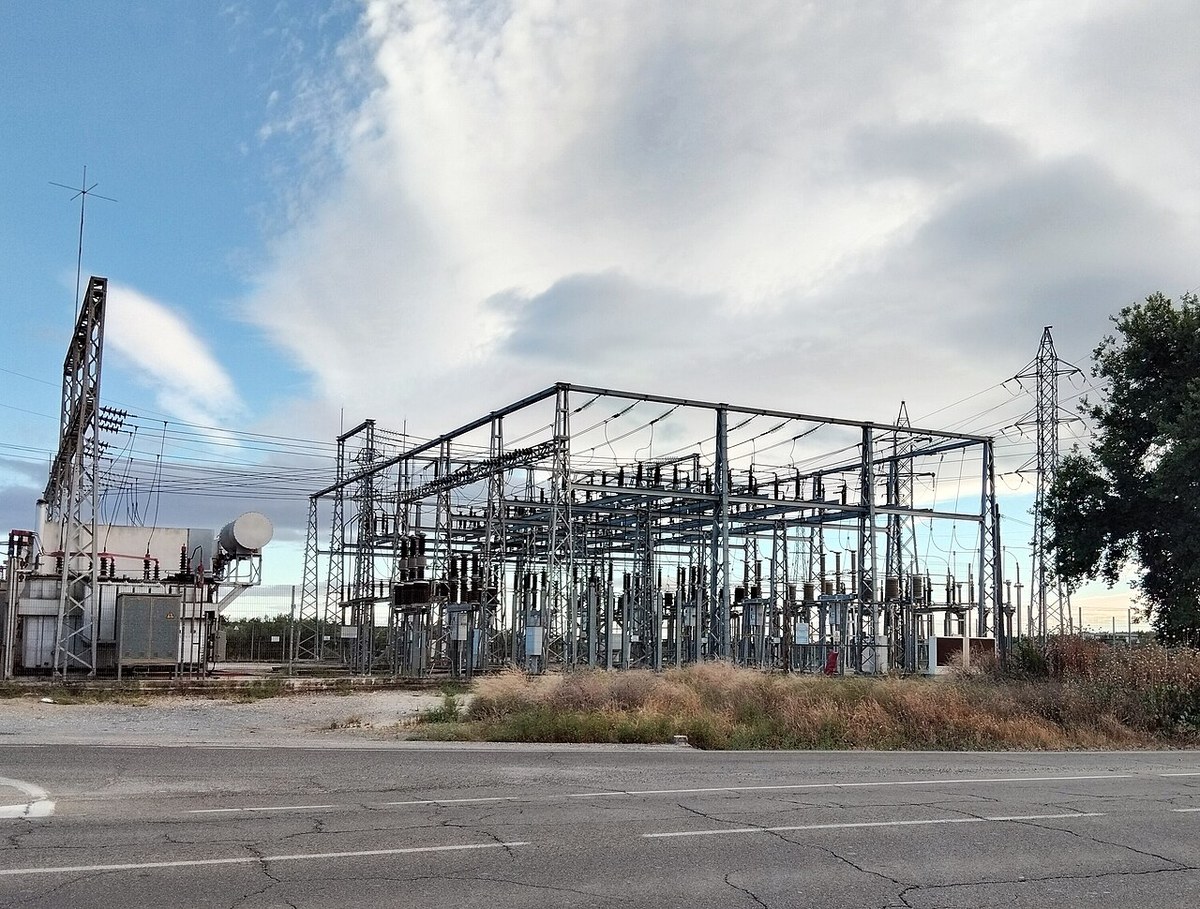 Hiszpania: rozdzielnia i transformatory stacji elektroenergetycznej w Montilli