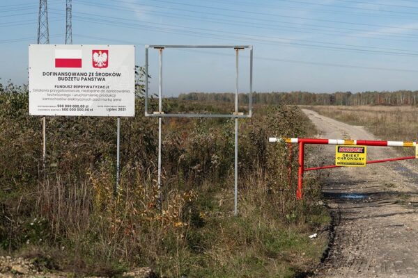 Polski samochód elektryczny z Jaworzna. Foxconn dostarczy technologię