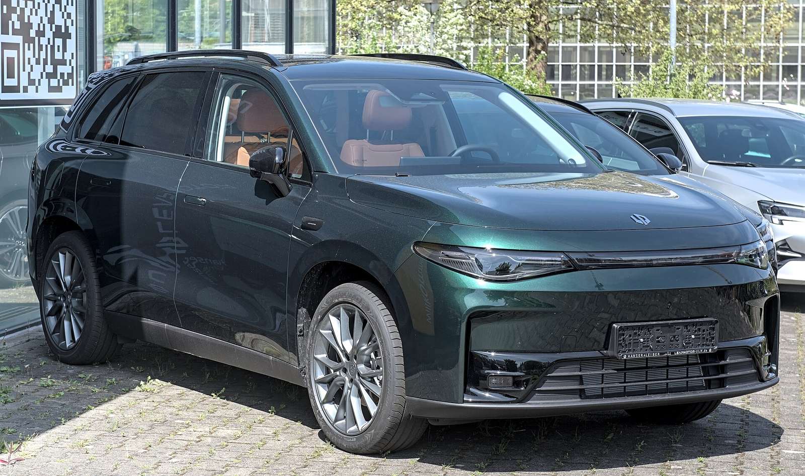Leapmotor C10, elektryczny SUV na ulicy w Ulm