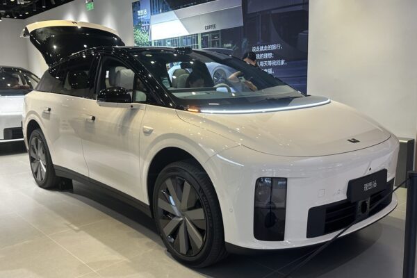 Li Auto wchodzi do Europy. Li 6 zadebiutuje na salonie w Paryżu