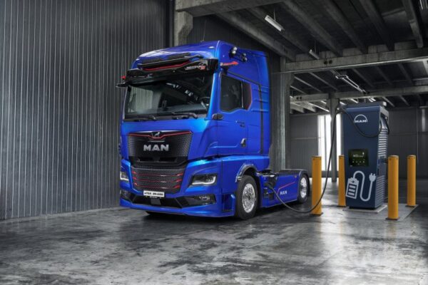 Nowy MAN eTGX z zasięgiem do 720 km. Premiera na IAA 2026