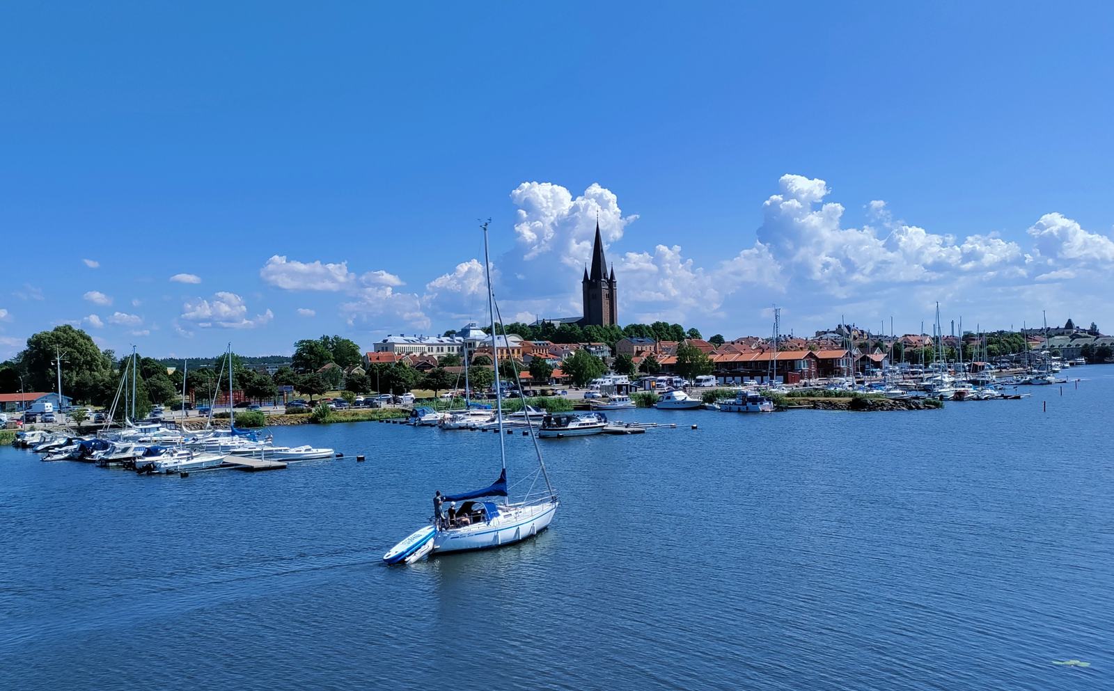 Panorama Mariestad w Szwecji – miasto, w którym powstanie park energetyczny Volvo