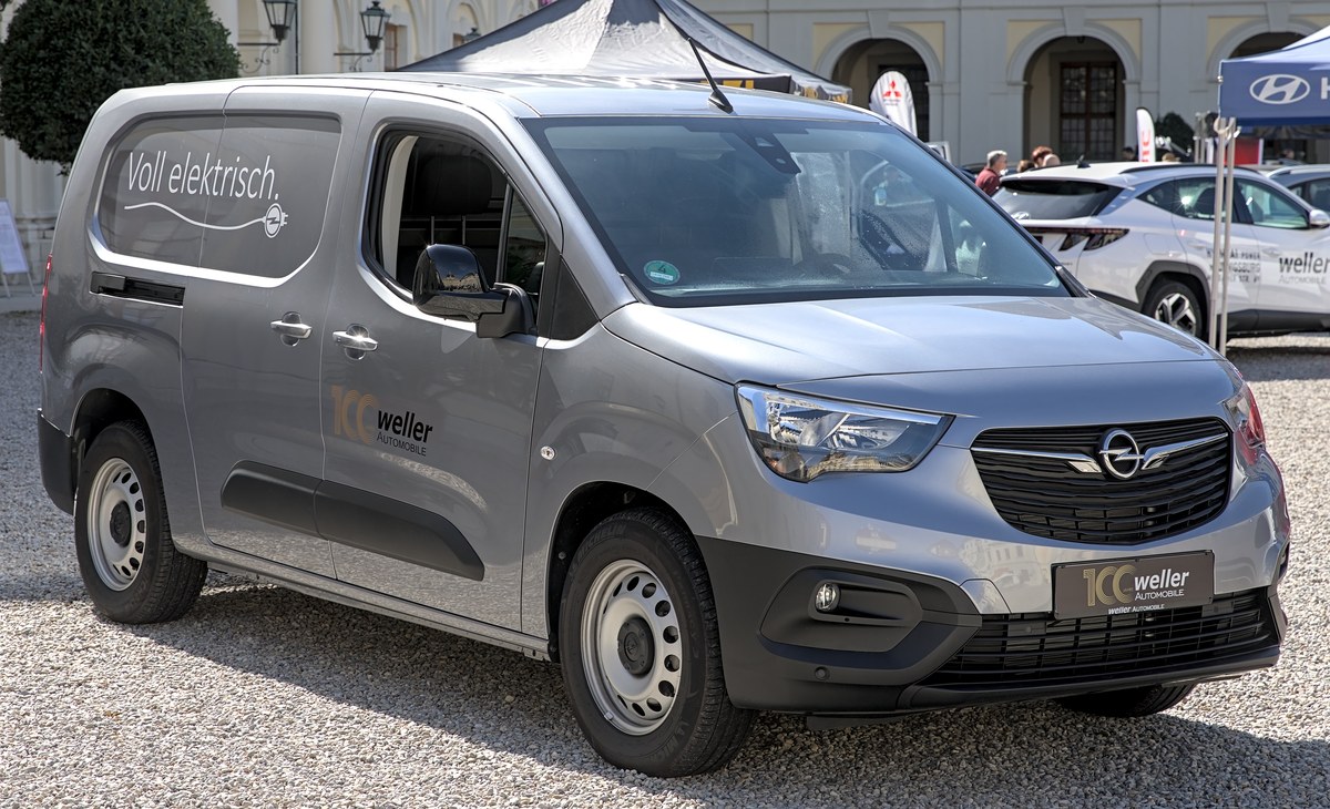 opel-combo-e-xl Opel Combo Start Electric: nowy van elektryczny od 28 500 euro netto