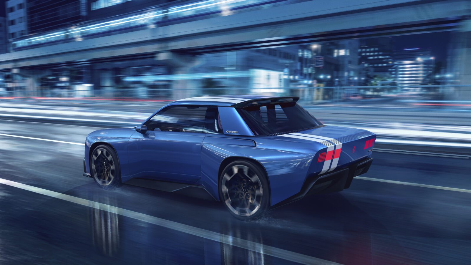 Tył Renault 8 Gordini Concept z podwójnymi białymi pasami i spojlerem