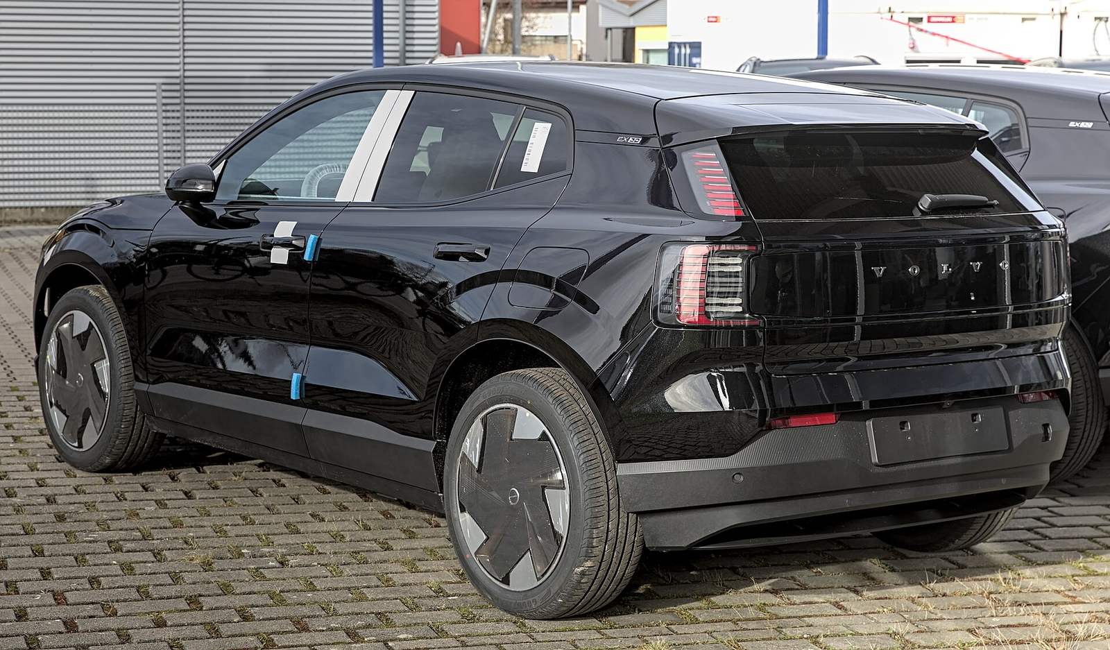 Volvo EX30, najmniejszy elektryczny SUV Volvo Cars, widok z przodu