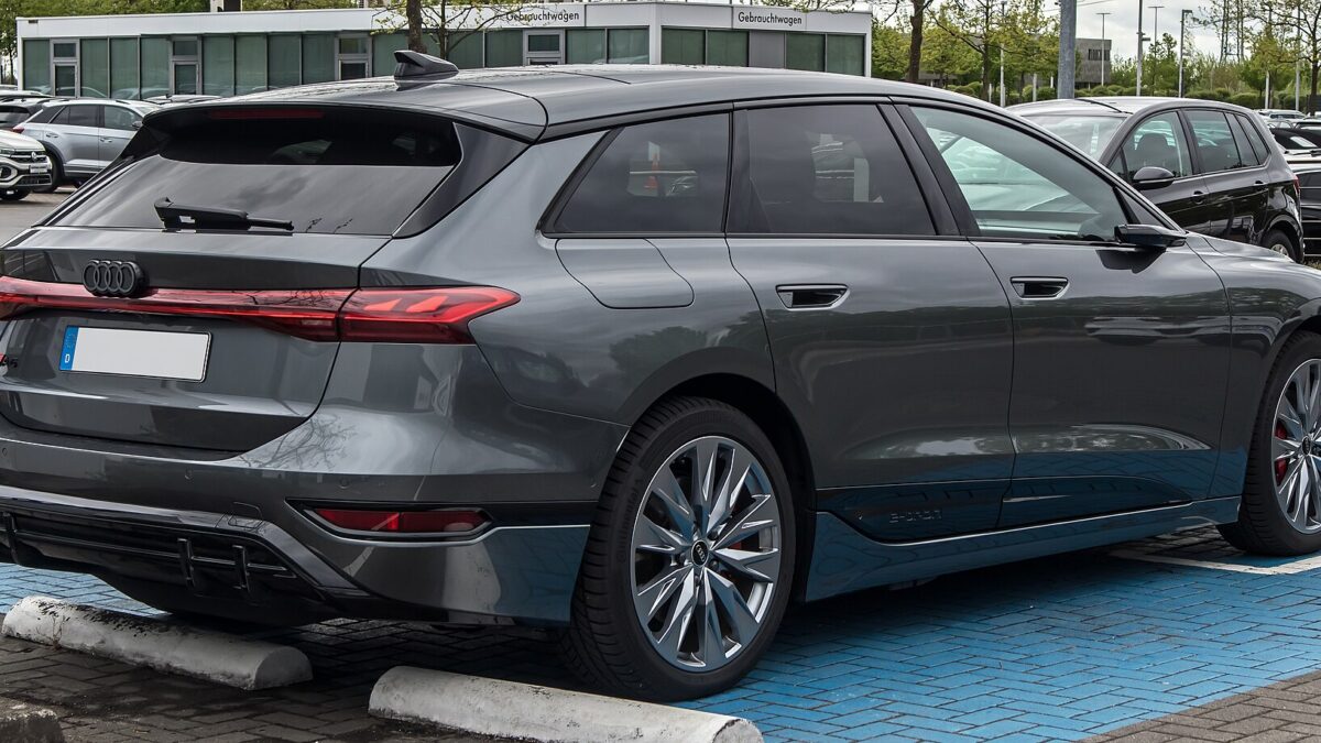 Audi A6 Avant e-tron quattro 315 kW (2024) – zdjęcie 2
