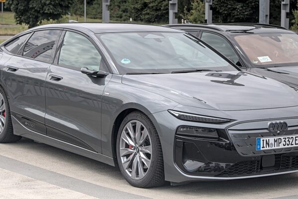 Audi A6 Sportback e-tron – widok z boku