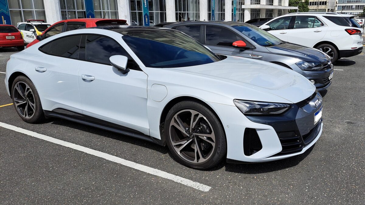 Audi e-tron GT quattro 370 kW (2024) – zdjęcie 1