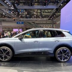 Audi Q4 e-tron 150 kW (2021) – widok z boku