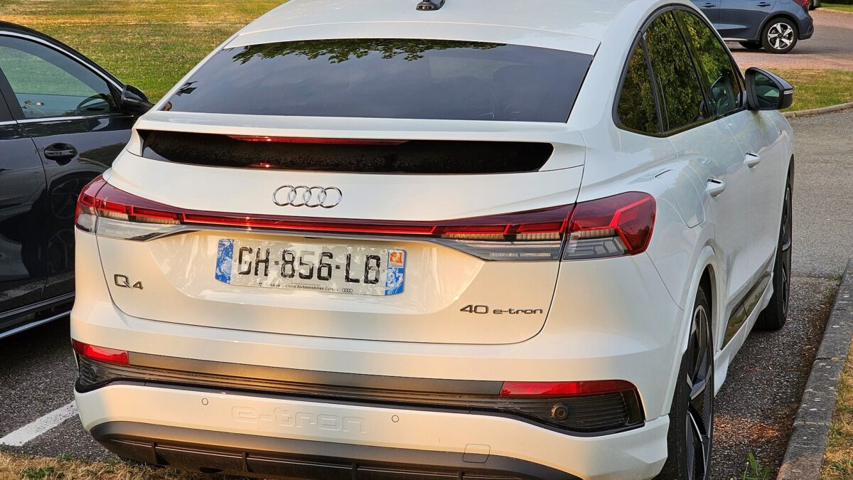Audi Q4 Sportback e-tron quattro 220 kW (2021) – widok z tyłu