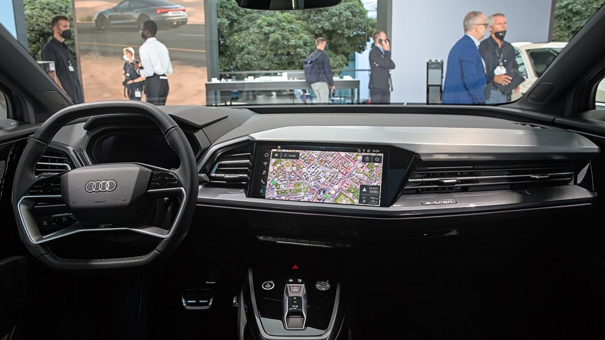Audi Q4 Sportback e-tron quattro 220 kW (2021) – wnętrze