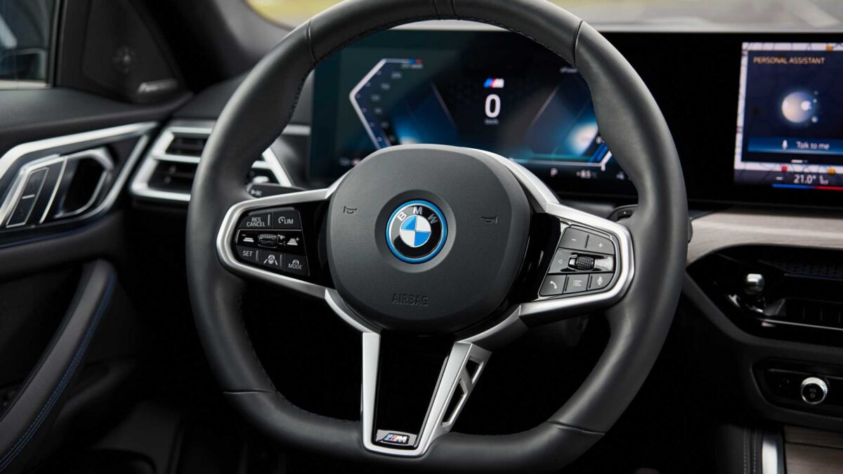 BMW i4 eDrive35 (2021) – wnętrze