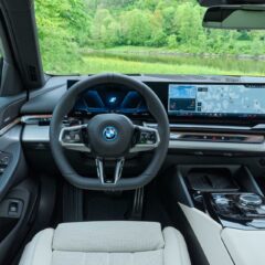 BMW i5 Touring eDrive40 (2024) – wnętrze