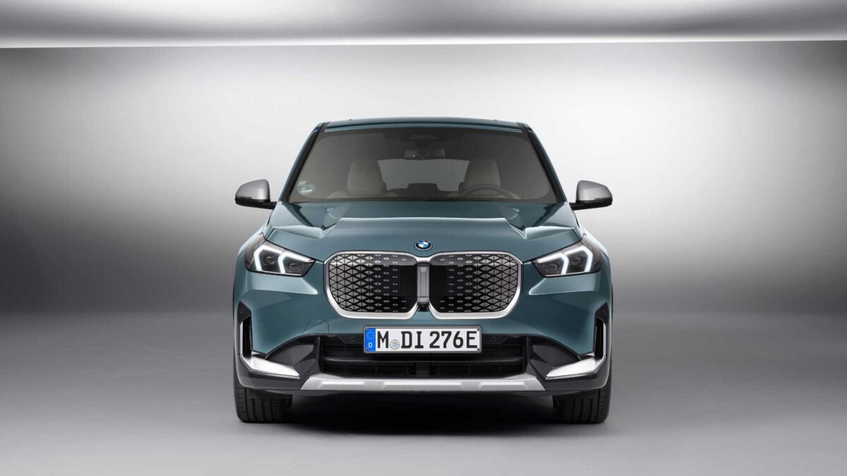 BMW iX1 eDrive20 (2022) – zdjęcie 2