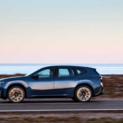 BMW iX3 40 xDrive (2026) – widok z boku