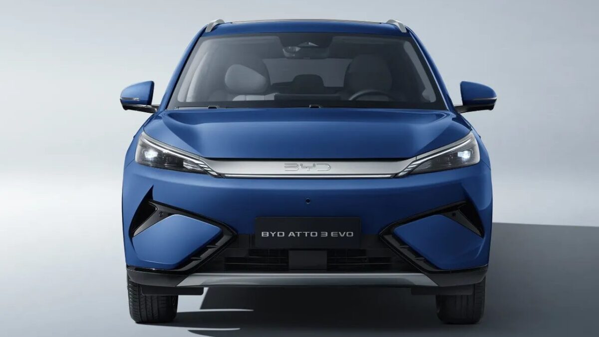 BYD Atto 3 Evo – widok z boku