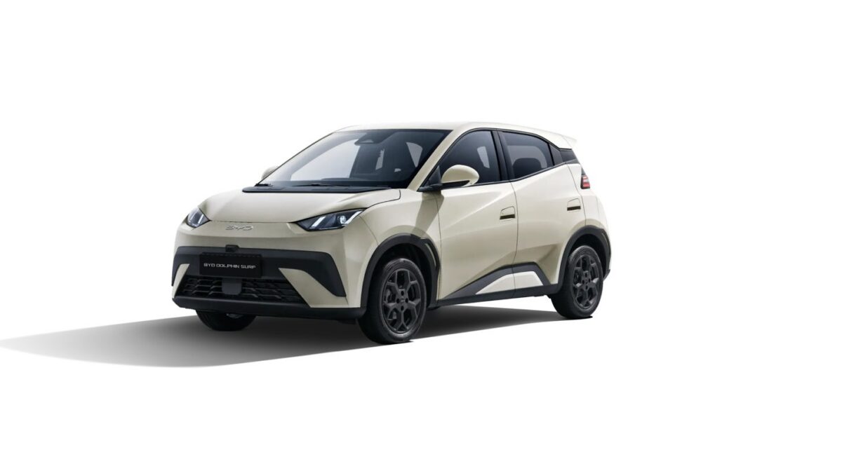 BYD Dolphin Surf Boost (2025) – widok z przodu
