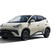 BYD Dolphin Surf Boost (2025) – widok z przodu