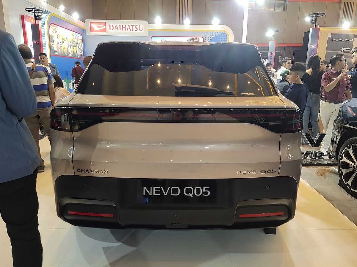 Tylna część nadwozia elektrycznego SUV-a Changan NEVO Q05