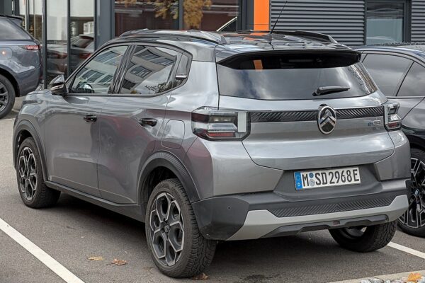 Citroën ë-C3 (2024) – widok z tyłu
