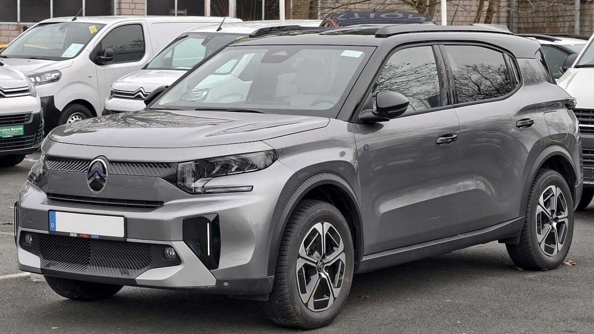 Citroën ë-C3 Aircross – widok z boku