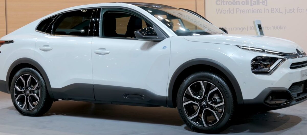 Citroën ë-C4 X – widok z boku