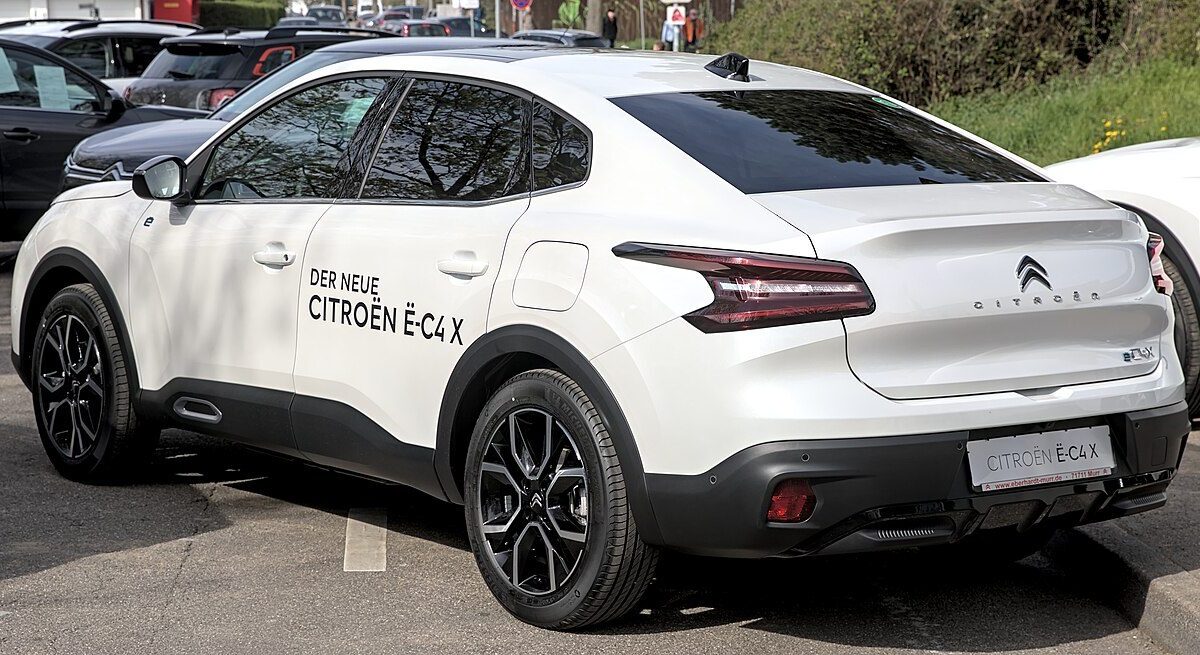 Citroën ë-C4 X Max Extended Range (2022) – zdjęcie 1
