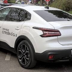 Citroën ë-C4 X Max Extended Range (2022) – widok z tyłu