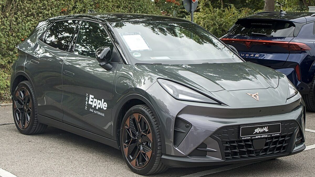 Cupra Raval Plus 135 KM 37 kWh (2026) – zdjęcie 3