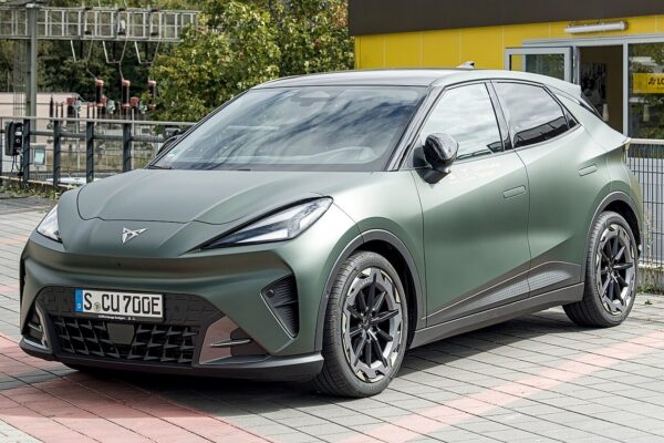 Cupra Raval (2026) – widok z przodu