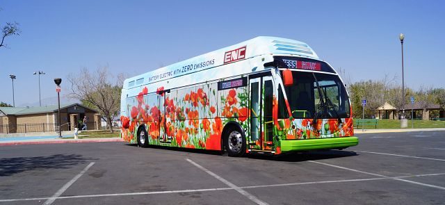 Bateryjny autobus elektryczny ENC w barwach amerykańskiego przewoźnika