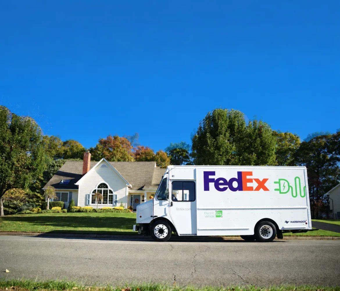 FedEx zamawia 2000 elektrycznych ciężarówek od Harbingera