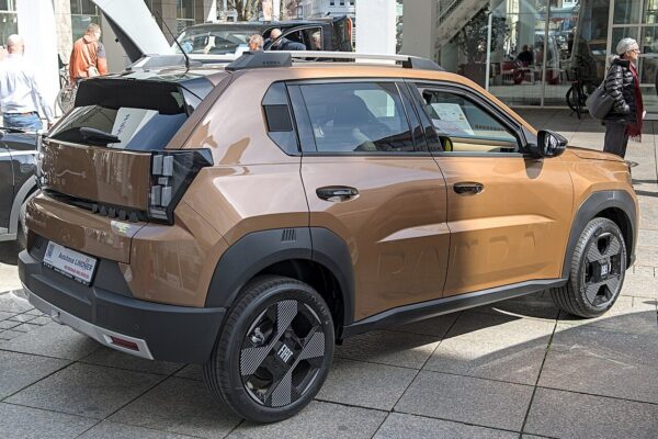 Fiat Grande Panda (2025) – widok z tyłu