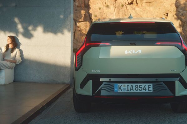 Kia EV3 (2024) – widok z tyłu