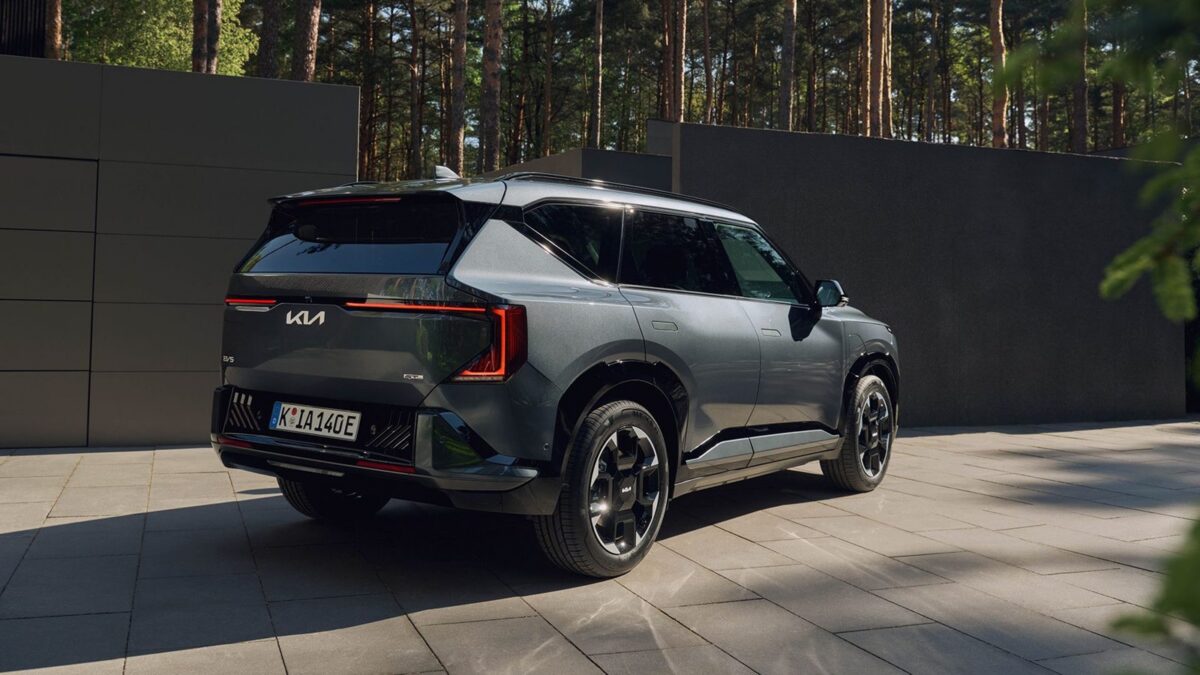 Kia EV5 Air (2025) – widok z tyłu
