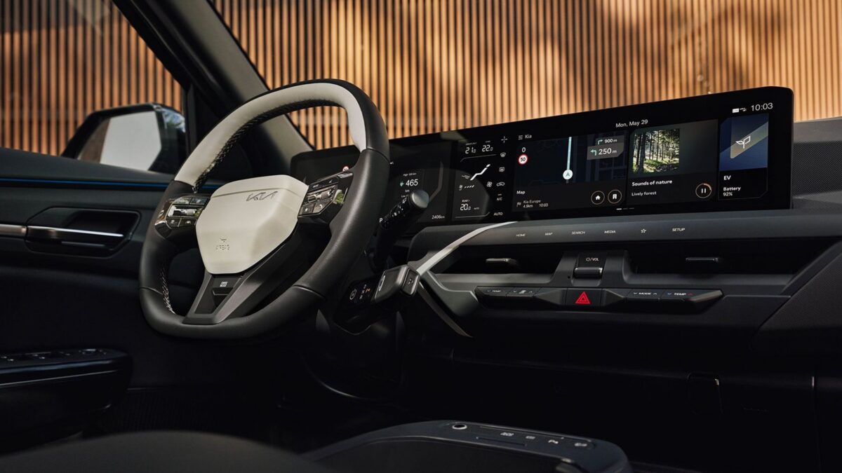 Kia EV5 Air (2025) – wnętrze