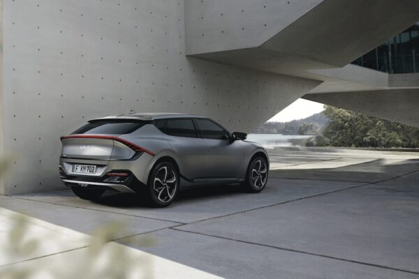 Kia EV6 (2021) – widok z tyłu