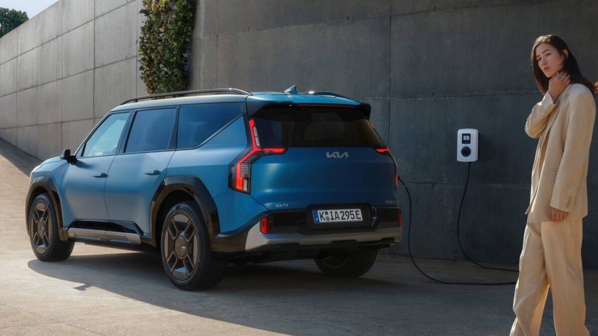 Kia EV9 Earth AWD (2023) – widok z tyłu