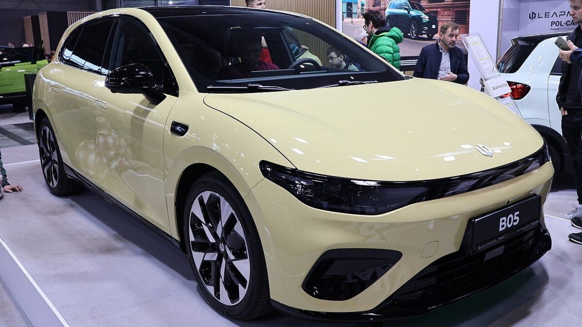 Leapmotor B05 EV PRO Life (2026) – widok z przodu