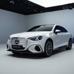 Mercedes-Benz C-Klasa elektryczna C 300 4MATIC (2026) – widok z przodu