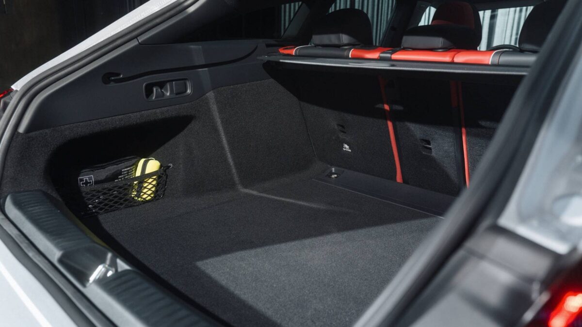 Mercedes-Benz CLA Shooting Brake CLA 200 (2025) – bagażnik