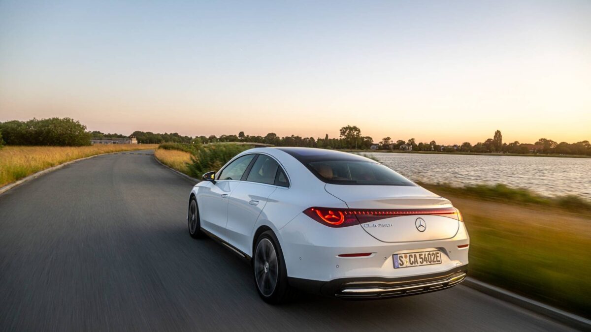 Mercedes-Benz CLA CLA 200 (2025) – widok z tyłu