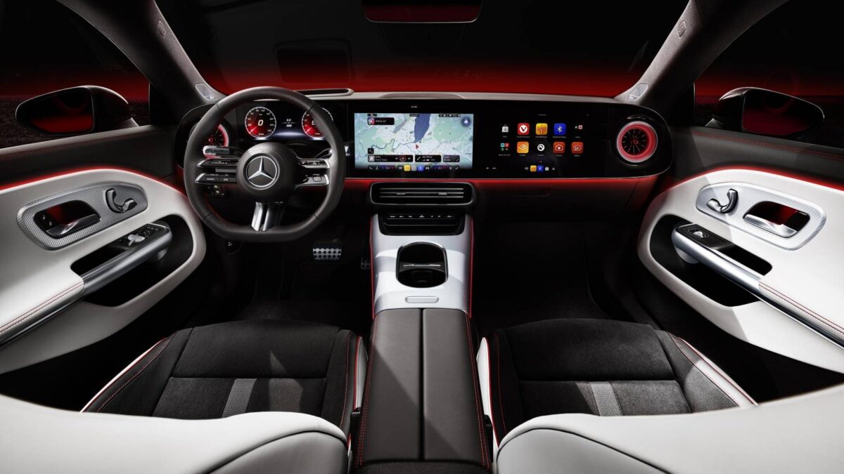 Mercedes-Benz CLA CLA 200 (2025) – wnętrze