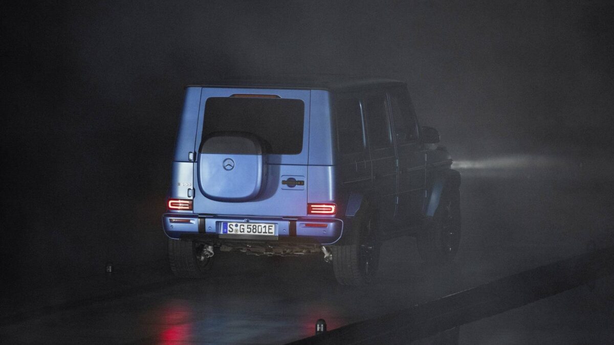 Mercedes-Benz G 580 G 580 (2024) – widok z tyłu