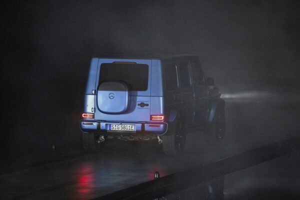 Mercedes-Benz G 580 (2024) – widok z tyłu