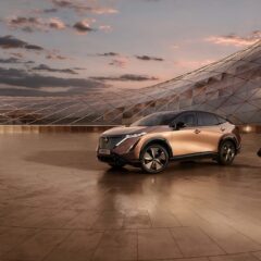 Nissan Ariya 87 kWh e-4ORCE (2022) – widok z boku